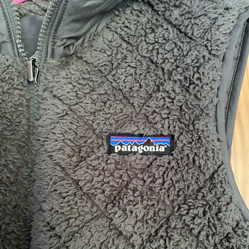 Patagonia reversible vest size S